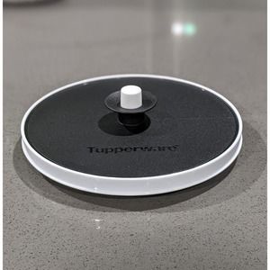 Tupperware Illumina Push Button Pitcher Replacement Seal Black/White New
